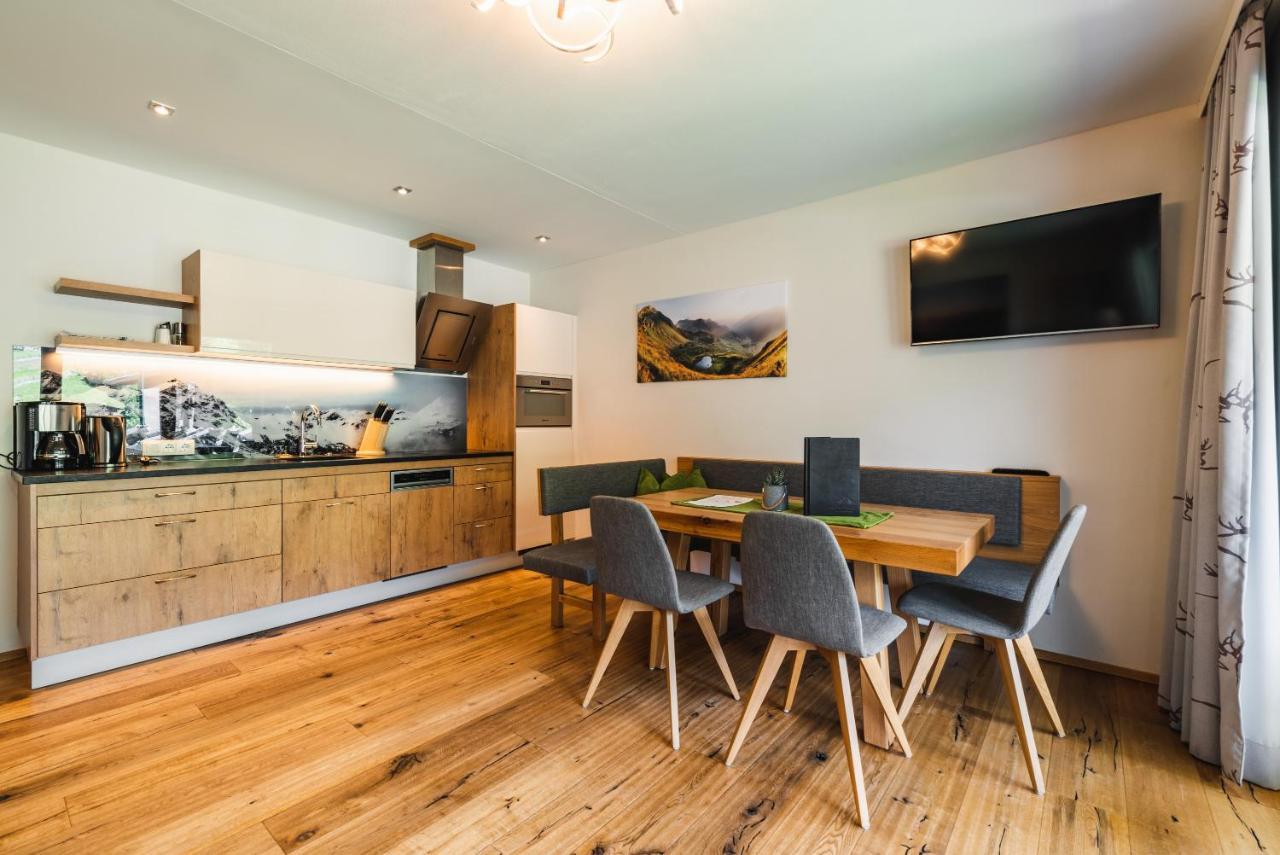 Haus Sabrina - Ferienwohnungen Saalbach-Hinterglemm Eksteriør billede